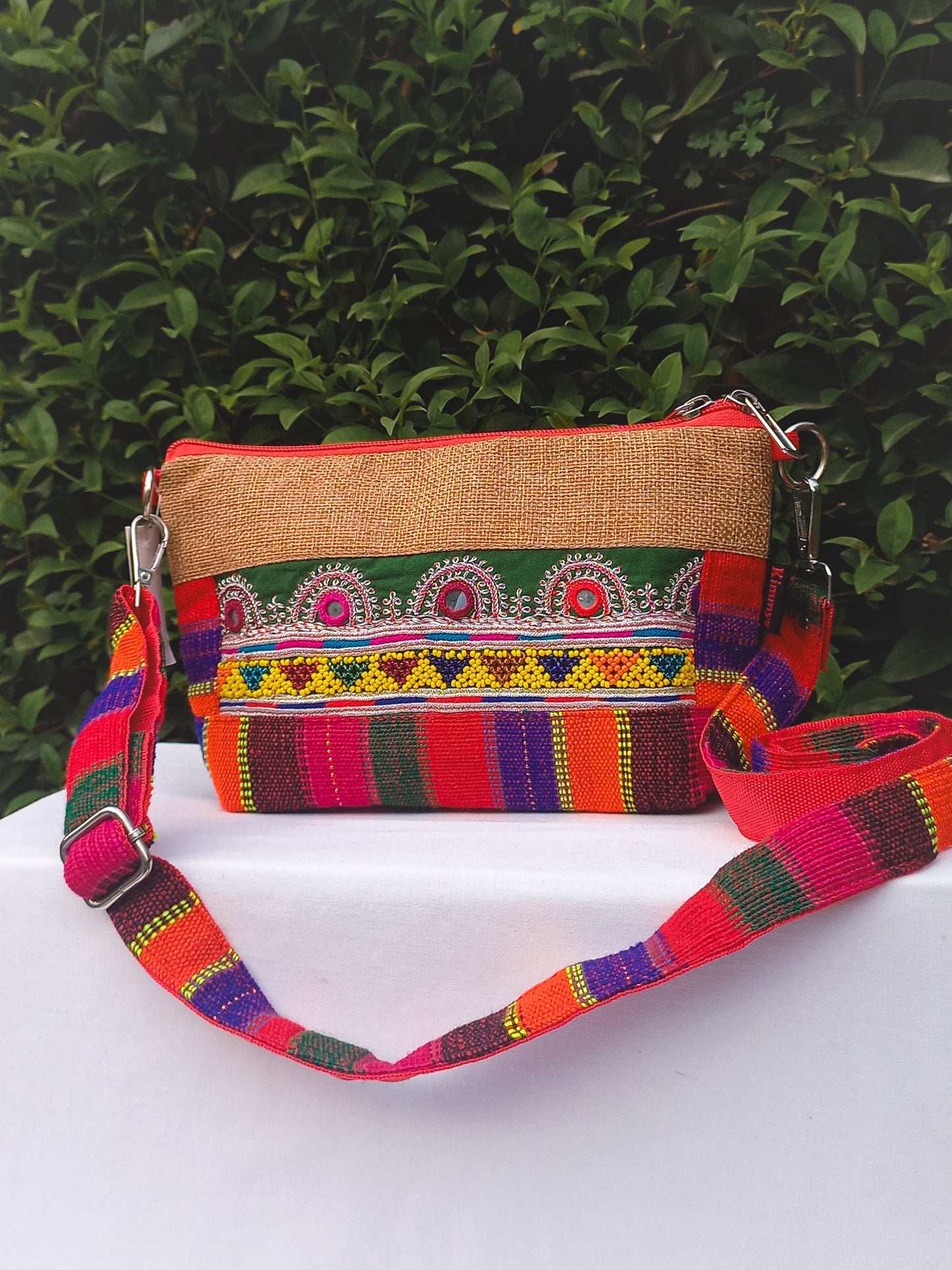 (258) Side Strap Bag Red-Multicolour