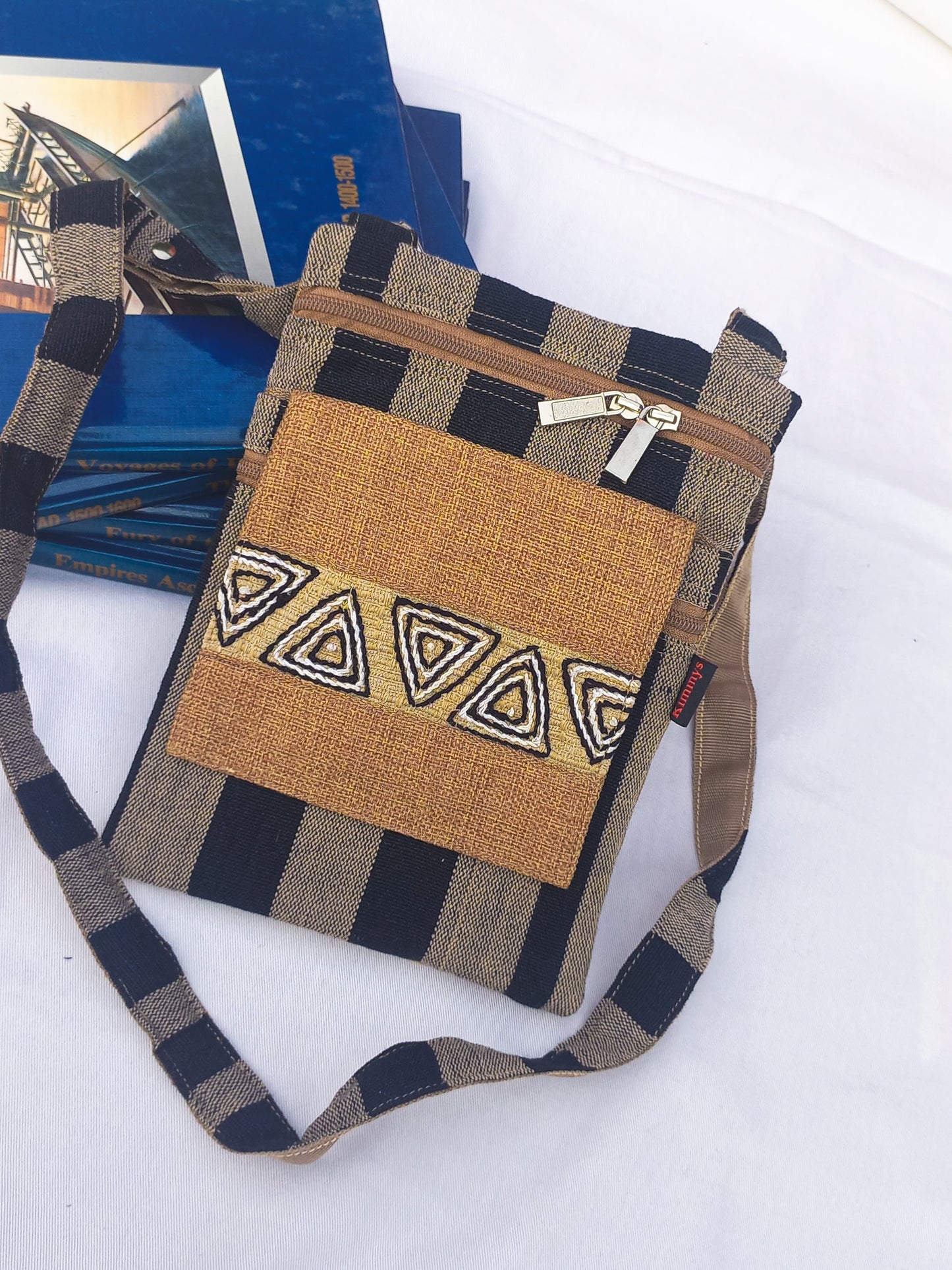 (375) Cross Bag Black And Grey
