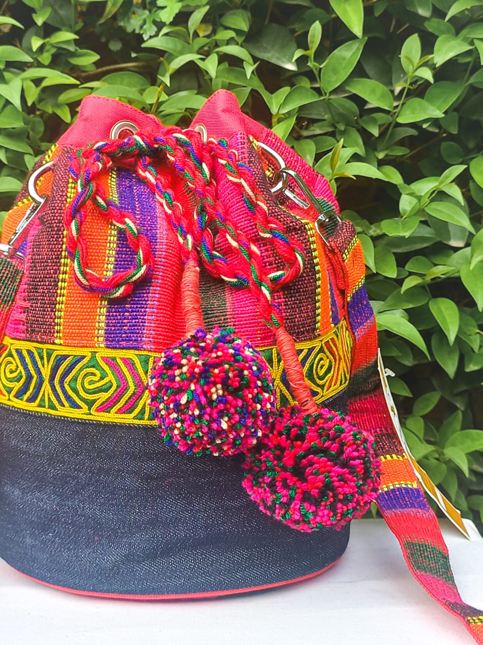 (422) Bucket Bag Red-Multicolour