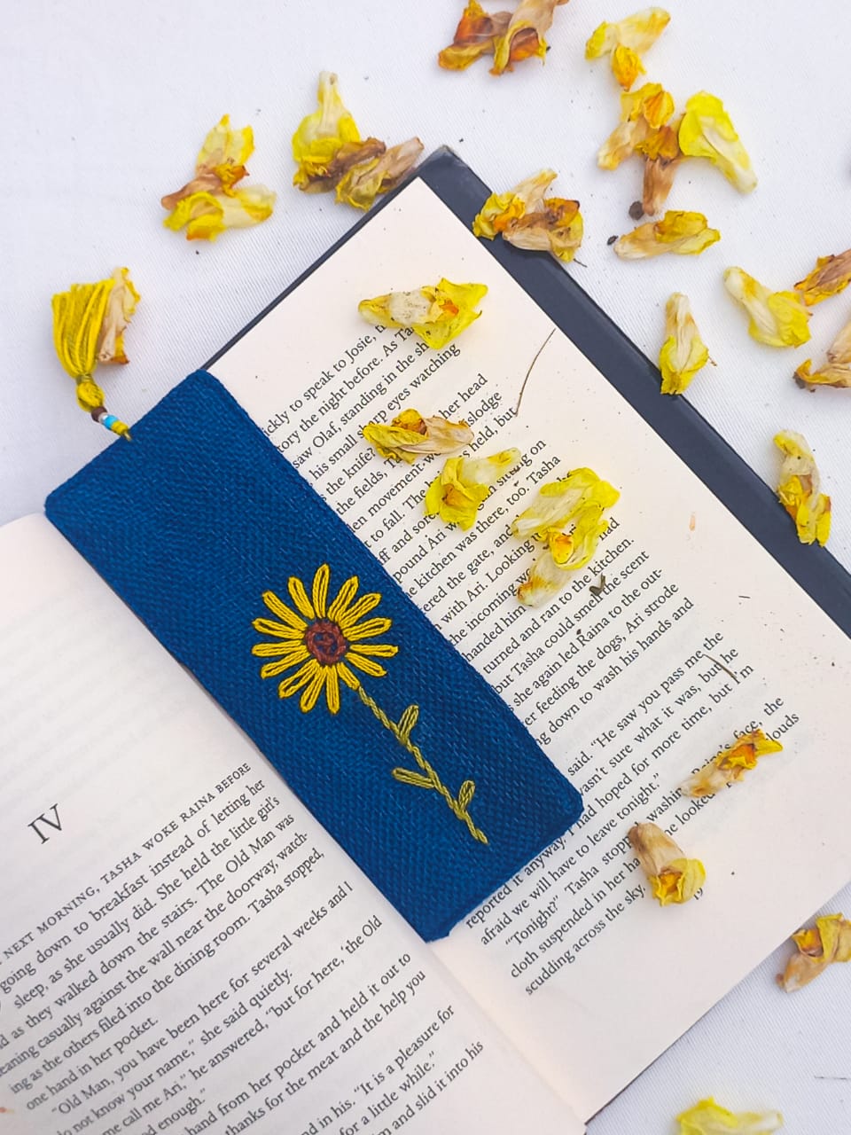 (92) Bookmark With Floral Hand Embroidery Blue